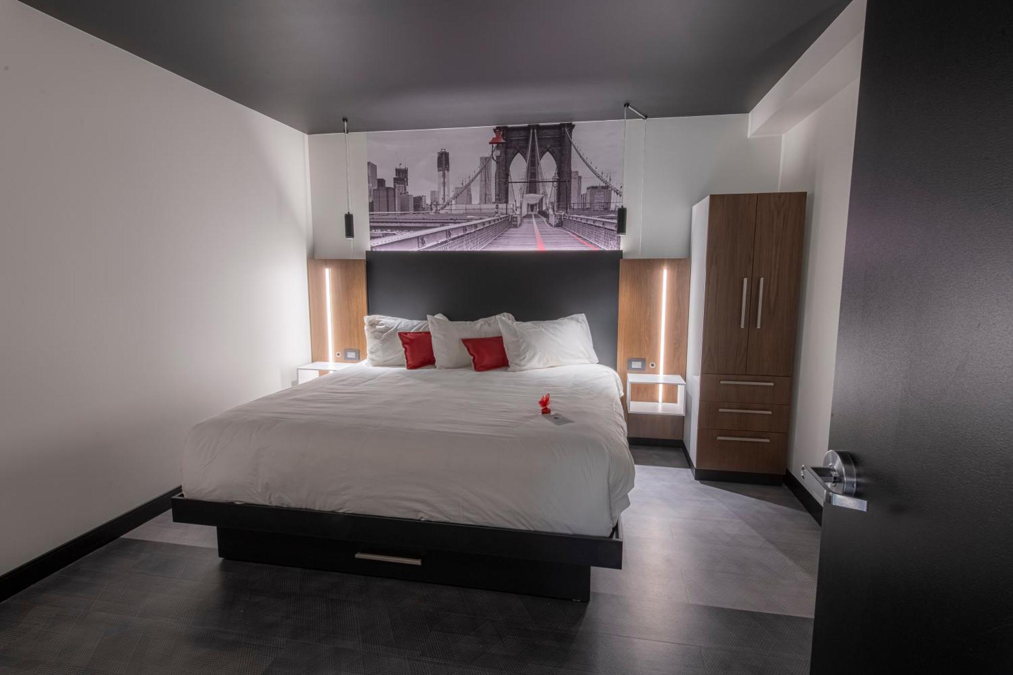 Grand Times Hotel - Aeroport De Quebec Екстер'єр фото