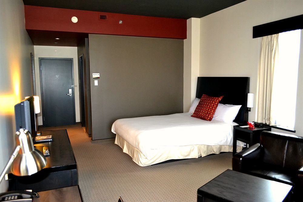 Grand Times Hotel - Aeroport De Quebec Екстер'єр фото