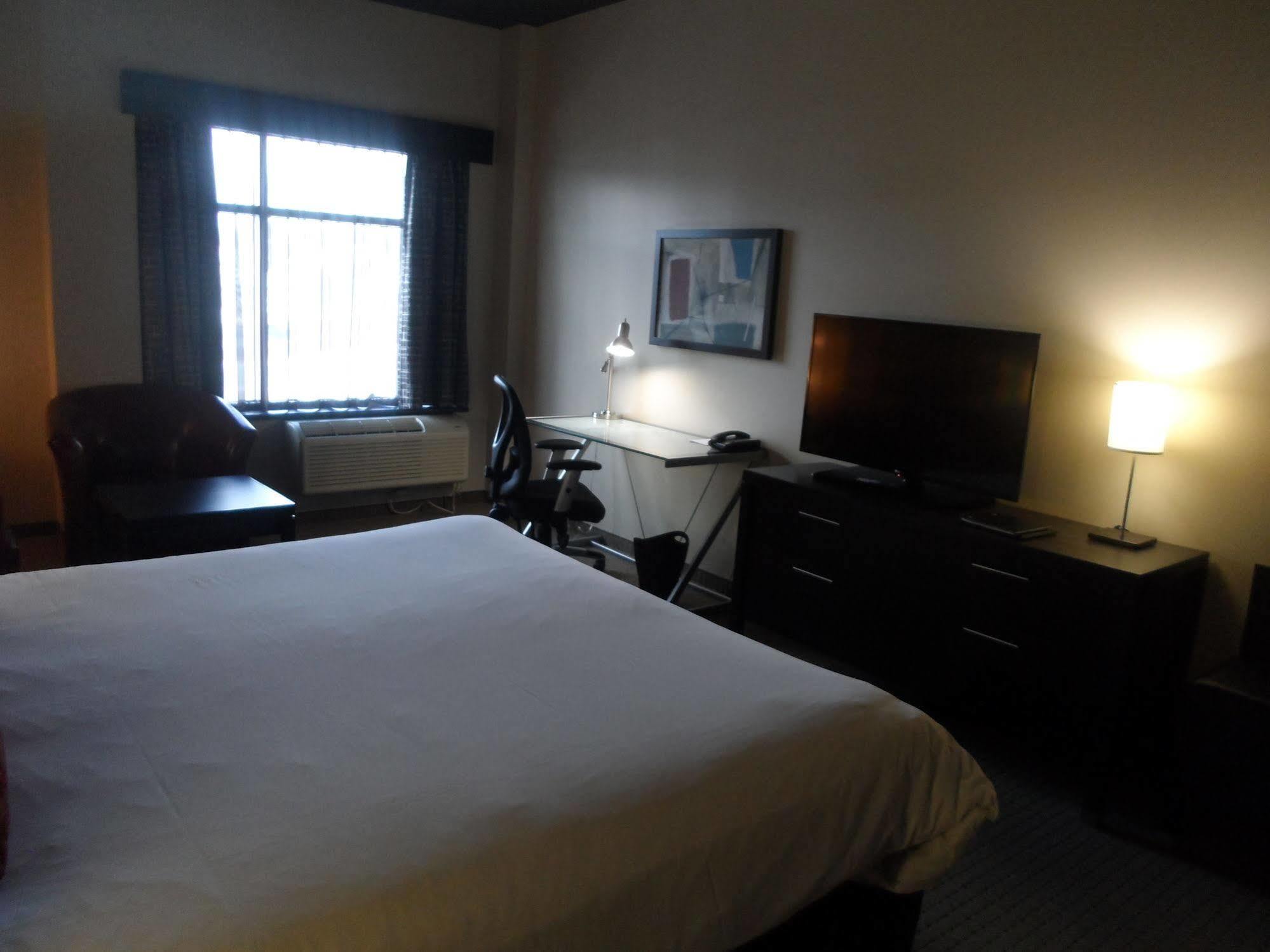 Grand Times Hotel - Aeroport De Quebec Екстер'єр фото